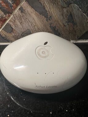 Apple AirPort Extreme Base Station Model A1034 – Untested